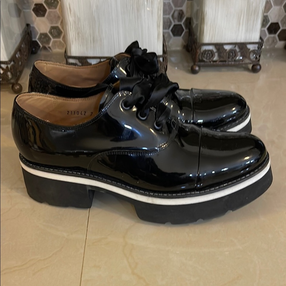 Women’s Black Patent Platform Oxfords - Designer Style